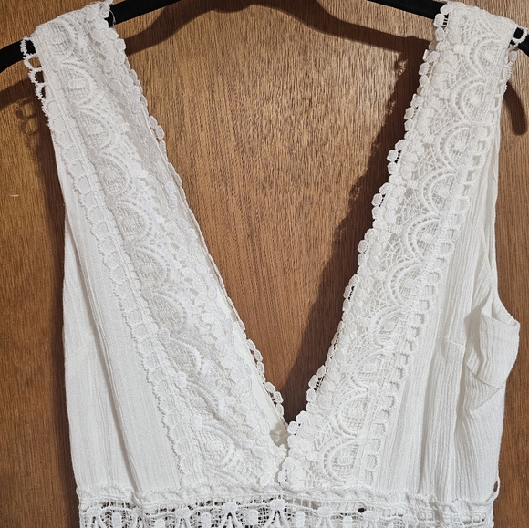 Forevwr 21 Elegant White Lace Maxi Dress - Picture 2 of 3